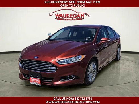 Used 2014 Ford Fusion SE w/ Equipment Group 502A FWD image 1