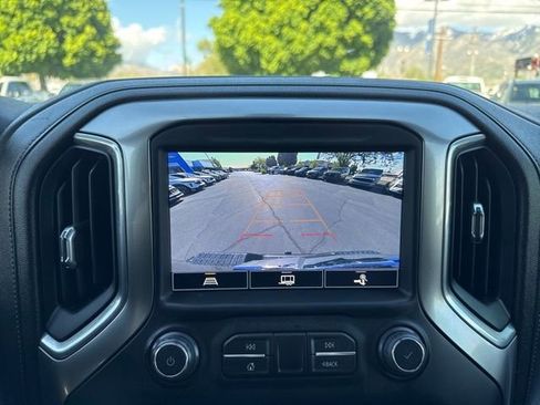 Used 2022 Chevrolet Silverado 2500 LT w/ Midnight Edition AWD/4WD image 27