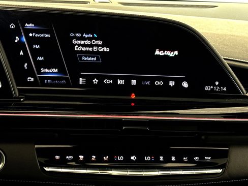 Used 2023 Cadillac Escalade ESV Sport w/ LPO, ONYX Package AWD/4WD image 18