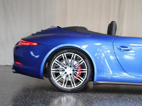 Used 2016 Porsche 911 Carrera 4S image 8