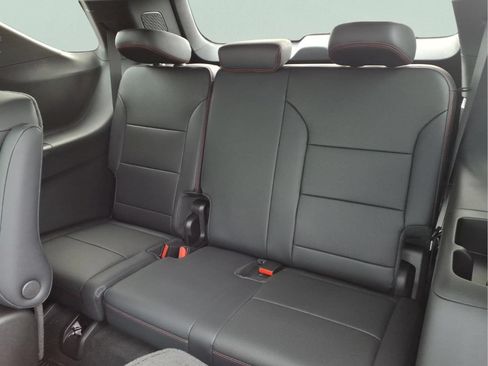 New 2026 Chevrolet Traverse RS w/ LPO, Floor Liner Package AWD/4WD image 23