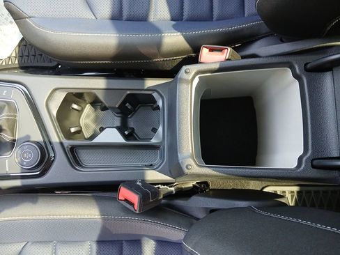 New 2025 Volkswagen Taos SEL image 26