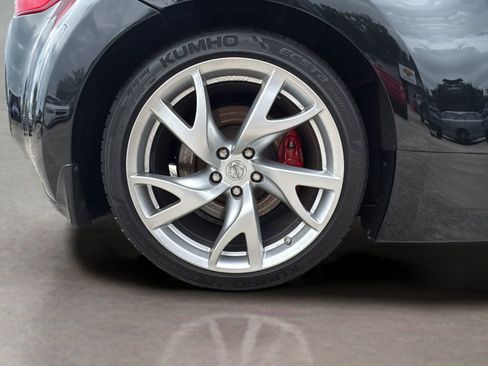 Used 2014 Nissan 370Z Touring w/ Sport Package RWD image 30