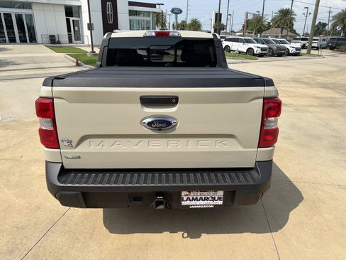 Used 2024 Ford Maverick Lariat FWD image 6