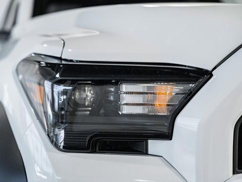 New 2026 Toyota 4Runner SR5 image 10