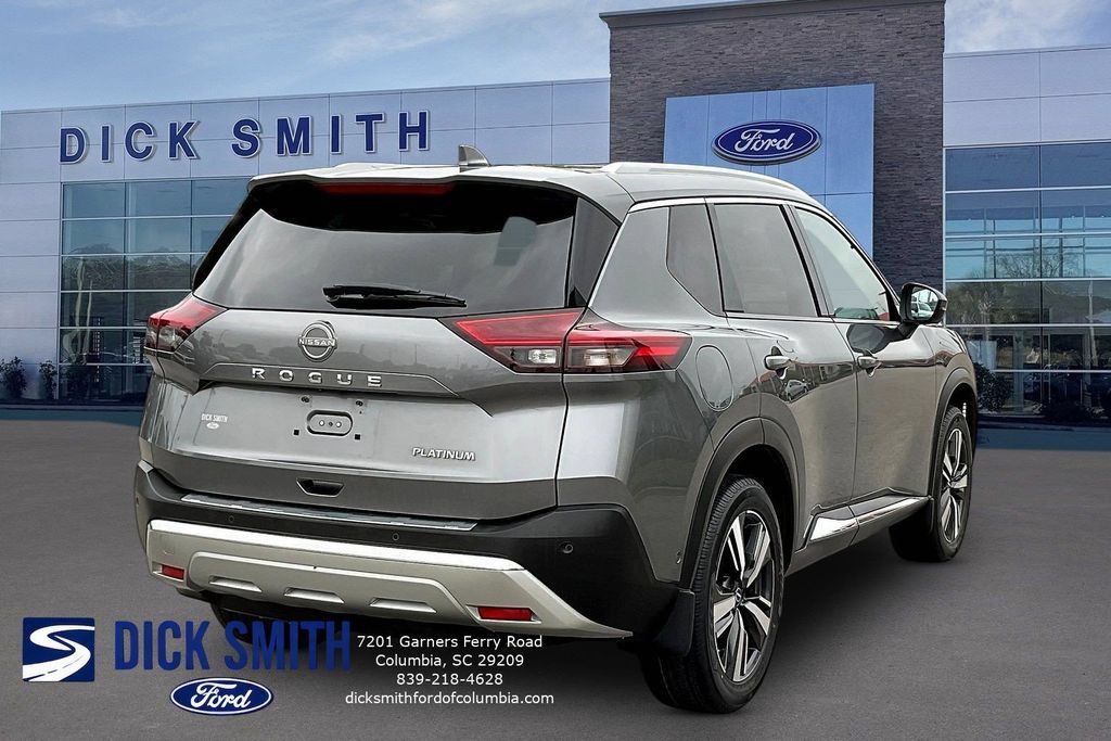Used 2023 Nissan Rogue Platinum FWD image 6