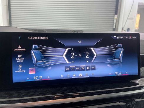 Used 2026 BMW X5 xDrive40i image 17