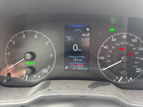 Used 2023 Toyota Corolla LE image 3