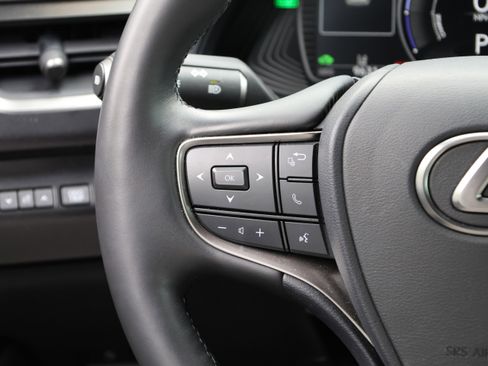 Used 2024 Lexus UX 250h FWD w/ Premium Package image 28