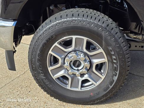 New 2026 Ford F250 Lariat w/ FX4 Off-Road Package AWD/4WD image 9