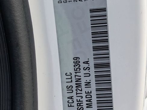 Used 2021 RAM 1500 Laramie image 32