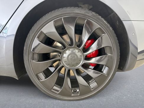 Used 2022 Tesla Model 3 Performance image 21