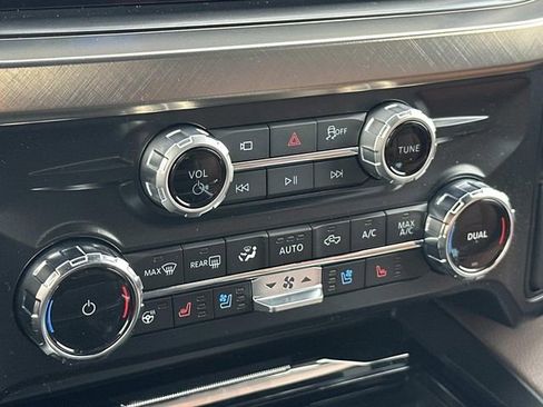 New 2026 Ford F250 King Ranch w/ FX4 Off-Road Package image 37