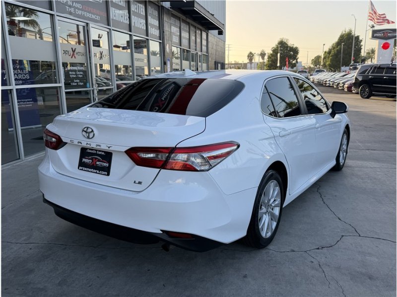 Used 2019 Toyota Camry LE FWD image 54