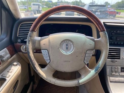 Used 2005 Lincoln Aviator 2WD image 19
