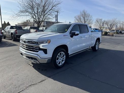 Used 2023 Chevrolet Silverado 1500 LTZ image 3
