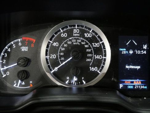 Used 2021 Toyota Corolla LE w/ Carpet Mat Package (TMS) image 15