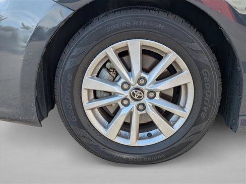 Used 2025 Toyota Camry LE FWD image 9