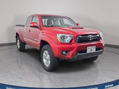 Used 2013 Toyota Tacoma 4x4 Access Cab V6 w/ TRD Sport Pkg image 4
