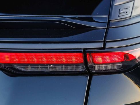 New 2025 Jeep Wagoneer S Launch Edition image 10