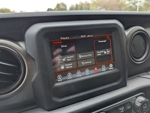 Certified 2022 Jeep Wrangler Unlimited Sport image 16