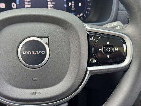 Used 2026 Volvo XC90 B6 Plus AWD/4WD image 23