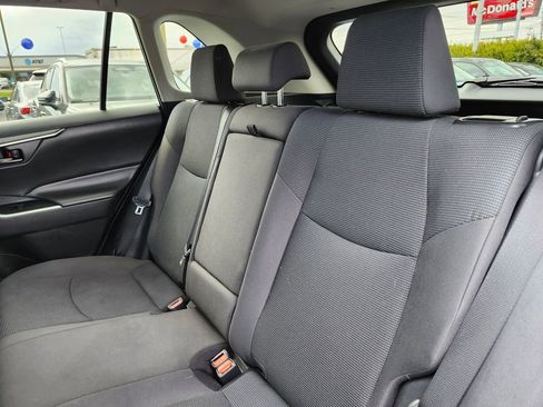 Used 2020 Toyota RAV4 LE w/ All Weather Liner Package AWD/4WD image 11
