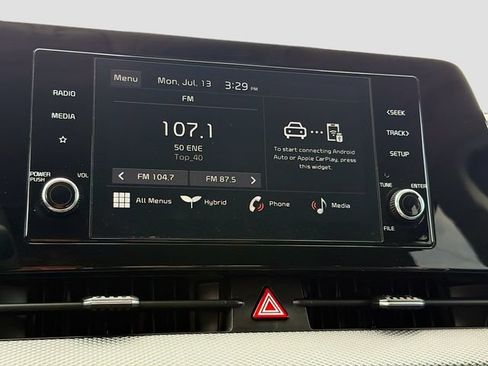 Used 2025 Kia Sportage LX FWD image 14