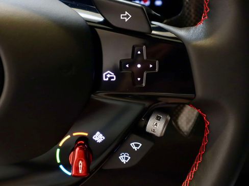 Certified 2025 Ferrari Purosangue AWD/4WD image 31