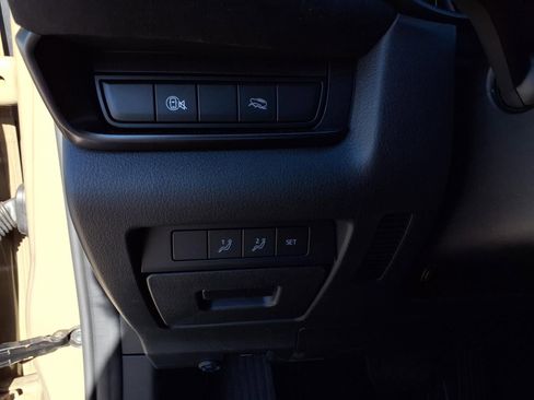 Used 2025 MAZDA CX-30 Carbon image 15