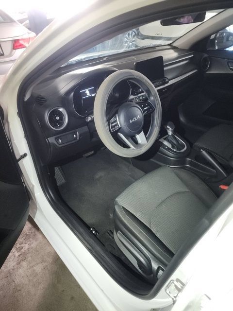 Used 2023 Kia Forte LX FWD image 7