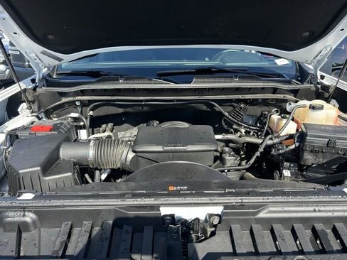 Used 2024 Chevrolet Silverado 3500 LT w/ Convenience Package image 11