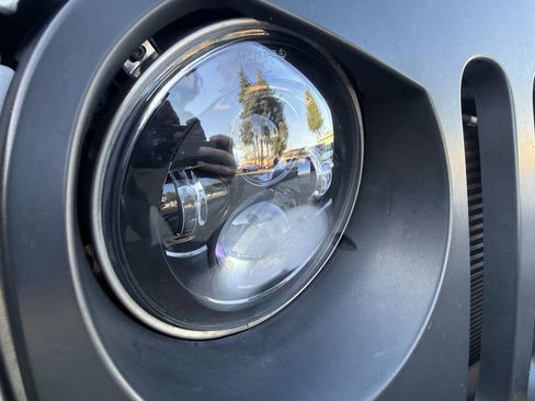 Used 2017 Jeep Wrangler Sport w/ Quick Order Package 24S image 2