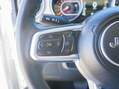 Used 2020 Jeep Gladiator Sport w/ Quick Order Package 24S image 12