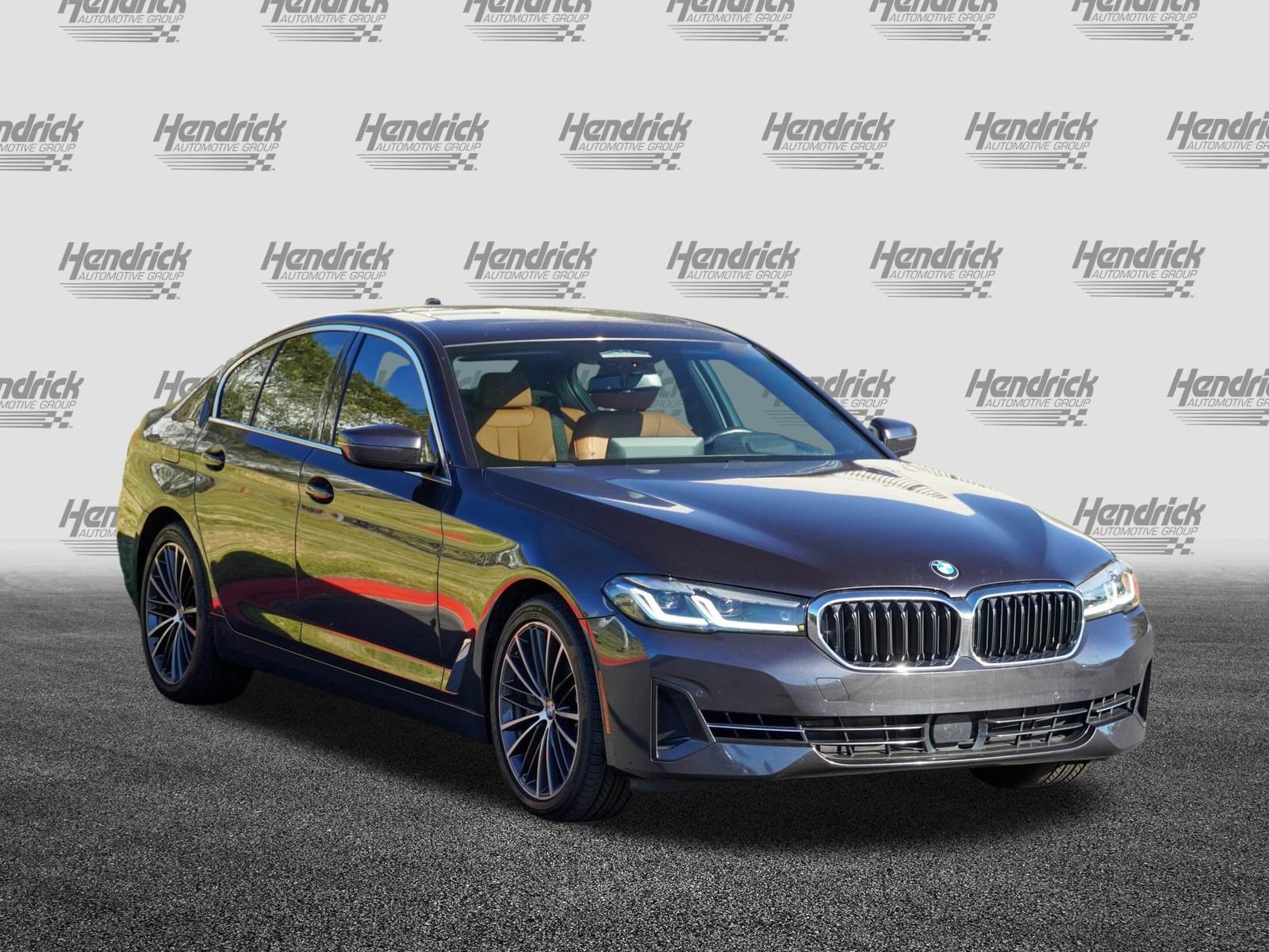 Certified 2023 BMW 540i xDrive w/ Premium Package AWD/4WD image 2