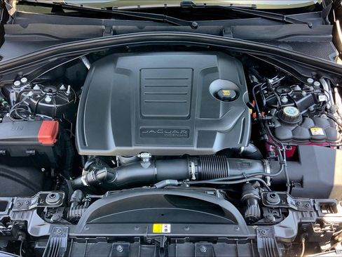 New 2026 Jaguar F-PACE R-Dynamic S image 8