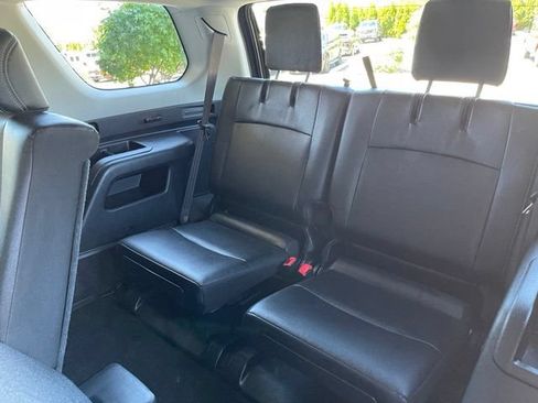 Used 2022 Toyota 4Runner SR5 Premium w/ Moonroof Package AWD/4WD image 17