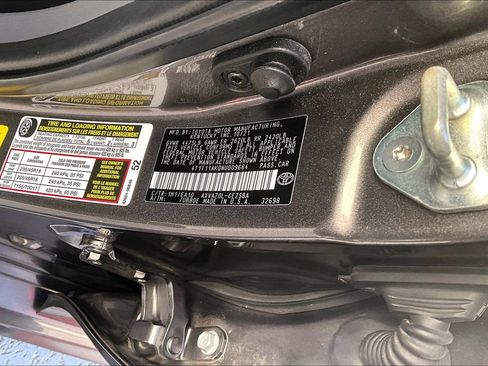 Certified 2022 Toyota Camry SE w/ Convenience Package image 17