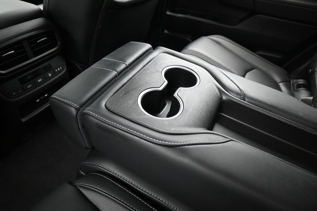 Used 2025 Honda Pilot EX-L image 36