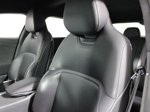 Used 2024 Lucid Air Touring image 10