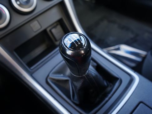 Used 2012 MAZDA MAZDA6 i Sport image 25