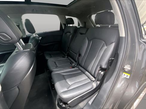 Used 2019 Audi Q7 3.0T Prestige AWD/4WD image 21