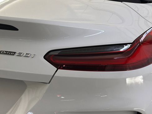 Used 2019 BMW Z4 sDrive30i w/ M Sport Package image 13