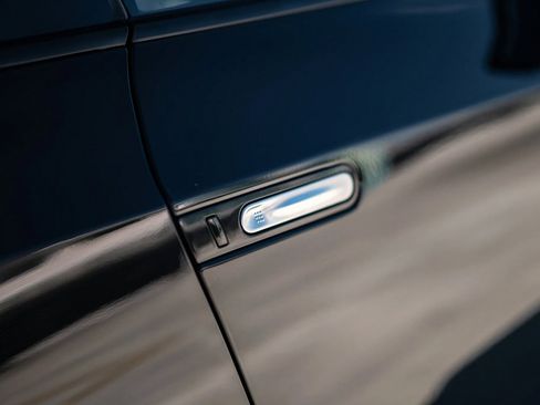 Used 2009 Nissan GT-R Premium image 25