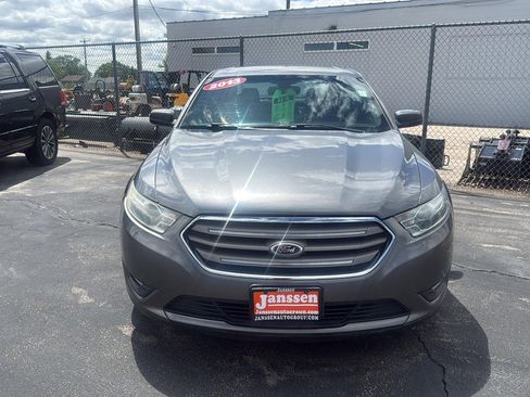 Used 2013 Ford Taurus SEL FWD image 2