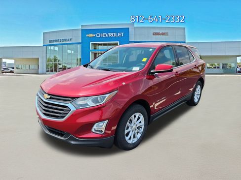 Used 2018 Chevrolet Equinox LT image 3