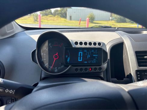 Used 2012 Chevrolet Sonic LS image 17