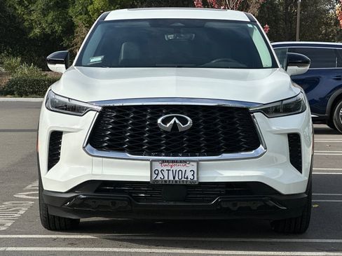 Certified 2025 INFINITI QX60 Pure image 9