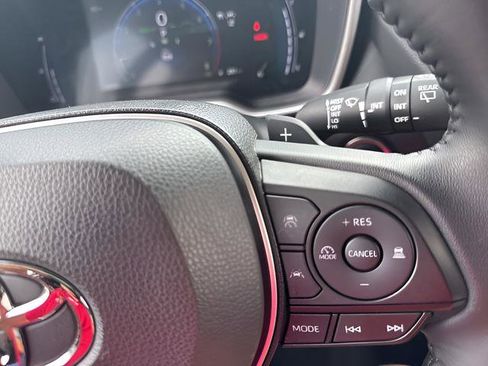 Used 2025 Toyota Corolla XSE image 24