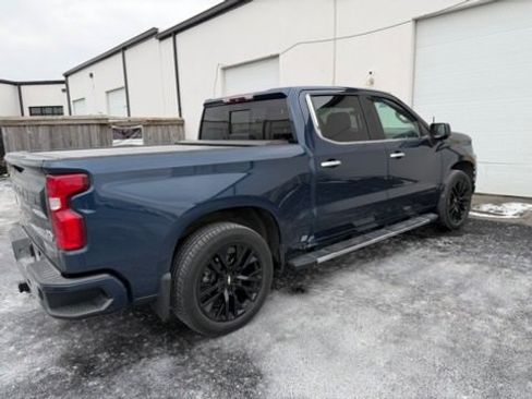 Used 2019 Chevrolet Silverado 1500 High Country w/ Technology Package image 4